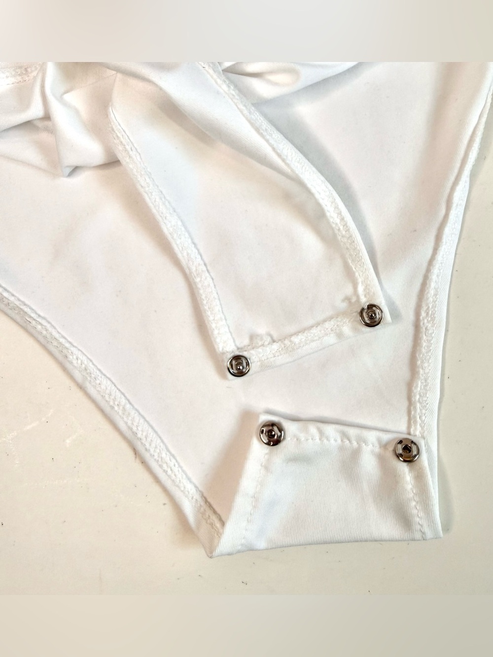 Vintage Coquette Ivory Lace detail V-neck Sleeveless Snap Closure Bodysuit M - Picture 11 of 15